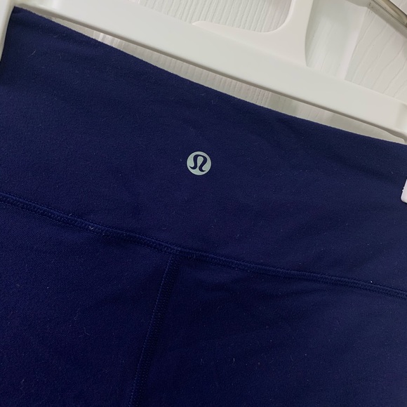 Full length lululemon leggings, Size 6, Blue - Picture 2 of 4